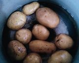 A picture of step 3 of Punjabi Aloo paratha🥔🥔.