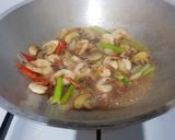 Foto langkah ke 3 dari resep Terong Siram Seafood.
