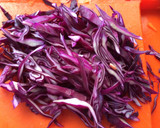 Foto del paso 2 de la receta: Ensalada de atún multicolor