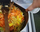 A picture of step 4 of Spring rolls.