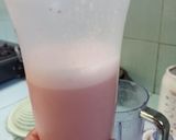 Foto langkah ke 3 dari resep Jus strawberry.