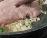 Foto langkah ke 1 dari resep Donat Dengan Isian Ayam.