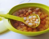 A picture of step 4 of Lotus Seed and Dried Longan Sweet Soup (Chè Hạt Sen với Long Nhãn).