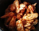 Foto del paso 1 de la receta: Alitas de pollo a la barbacoa con verduras