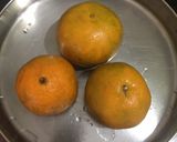 A picture of step 1 of Fresh Orange 🍊 Drink.