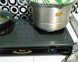 Foto langkah ke 2 dari resep Brownies Kukus Tepung Beras.
