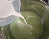 Foto langkah ke 4 dari resep Puding Matcha Semangka Edible Flower.