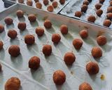 Foto langkah ke 5 dari resep Palm Cheese Cookies.