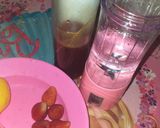 Foto langkah ke 2 dari resep Smoothie strawberry 🥰 ala mamifatih.
