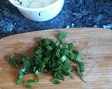 Foto del paso 2 de la receta: Un buen pebre chileno🇨🇱😋