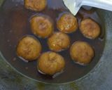 A picture of step 4 of Balusahi.