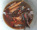 Foto langkah ke 5 dari resep Tongkol kecap puedessss.