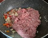 Foto langkah ke 3 dari resep Thai Chicken Basil.