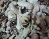 Gambar langkah 6 resipi Nakji-Bokkeum (Spicy Stir Fried Octopus).