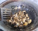 Foto langkah ke 3 dari resep Sotong Tumis Cabe Bawang.