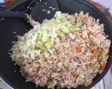 รูปขั้นตอนการทำที่ 4 ของ ข้าวผัดน้ำพริกกะปิปลาทู #อาหารไทยง่ายๆ
