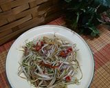 Gambar langkah 2 resipi 1:5:26 - Tauge goreng minyak bijan.