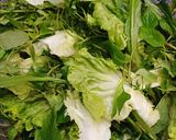 Hình bước làm 2 của món Món cuốn hành trần Thủy Nguyên với hoa ban tím