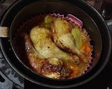 Foto del paso 6 de la receta Muslos de pollo con patatas y tomate