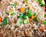Hình bước làm 5 của món Cơm Chiên Bò, Táo và Cà Rốt