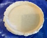 Une image de l'étape 4 de Tarte surprise à la rhubarbe.