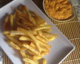 Foto langkah ke 2 dari resep Kentang goreng krispi saus keju.