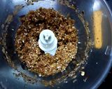A picture of step 2 of Roti Ke Ladoo#5ingredient.