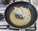 Foto del paso 3 de la receta: Champiñones con mantequilla al ajo