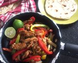A picture of step 9 of Chicken Fajitas with Tortilla.