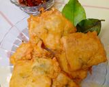 Foto langkah ke 5 dari resep Tempe Mendoan Daun Jeruk.