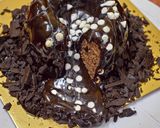 A picture of step 16 of Chocolate Flowing Cake.