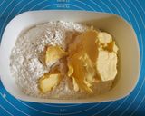 Foto langkah ke 1 dari resep Bolen Pisang tanpa Korsvet.
