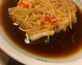A picture of step 4 of Asian steamed fish.