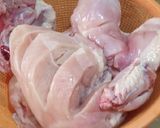 A picture of step 1 of Chicken tikka.