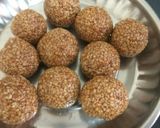A picture of step 4 of तिल गुड़ के लड्डू (Til Gud Ladoo).