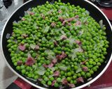Foto del paso 5 de la receta: Guisantes con jamón