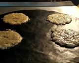 Une image de l'étape 3 de Tuiles au parmesan et romarin.