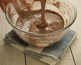 A picture of step 12 of Cocoa Marble Chiffon Cake.