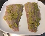 Une image de l'étape 6 de Filets de lieu noir au citron vert, ail et romarin.