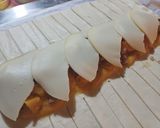 Foto del passaggio 4 della ricetta Strudel salato con zucca, salsiccia e provola