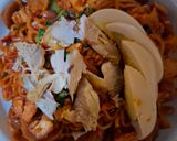 Foto langkah ke 5 dari resep Bakmi Goreng Dok Dok Merah Khas Surabaya.