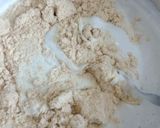 A picture of step 4 of Parle g biscuit banana ice cream.