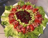 Une image de l'étape 8 de Salade composée (chou rouge,scarole,tomate et concombre).