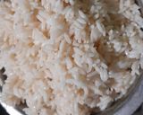 A picture of step 2 of Custard Flavoured Roasted Ground Rice Phirni.