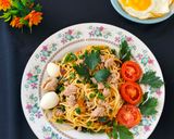 Foto langkah ke 5 dari resep Mie Goreng Topping Ikan.