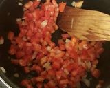 Foto del paso 1 de la receta: Chorizo guisado rápido y fácil, tip para menos grasa (casi nada)