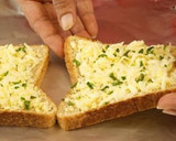 சீஸ் பிரட் டோஸ்ட் (Cheese bread toast recipe in tamil) ரெசிபி ஸ்டேப் 2 புகைப்படம்
