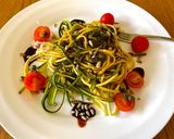 A picture of step 2 of Healthy courgette salad.
