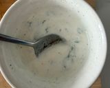 Foto del paso 2 de la receta: Salsa de yogur sin lactosa