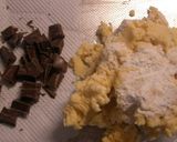 A picture of step 7 of Easy Chocolate Scones.